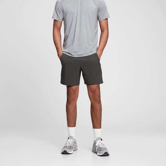 Gap Running Shorts - Picture 3 of 6